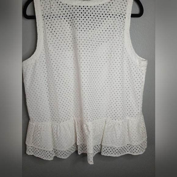 a.n.a A New Aproach White Eyelet Peplum Top - Picture 8 of 15
